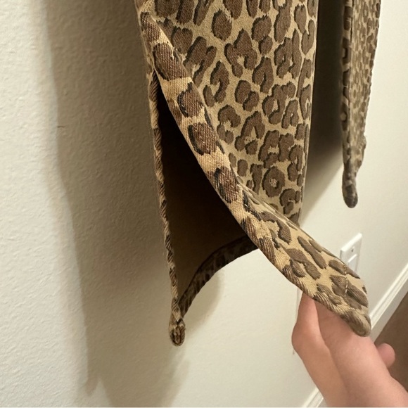 Lucky Brand High Rise Slim Bridgette Leopard Print Cropped Straight Jean 2 /26 - Picture 7 of 11